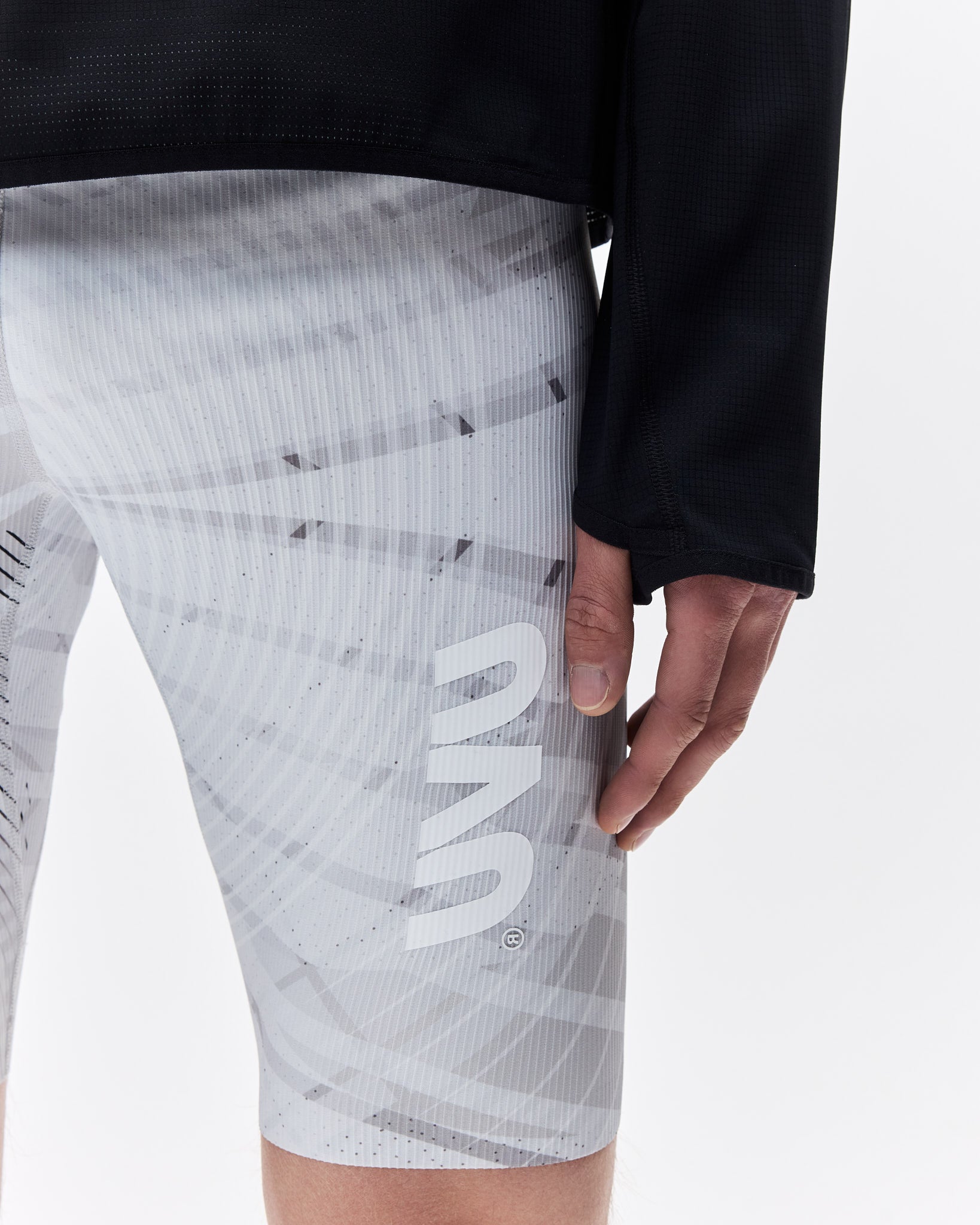 HALF TIGHT 2.0