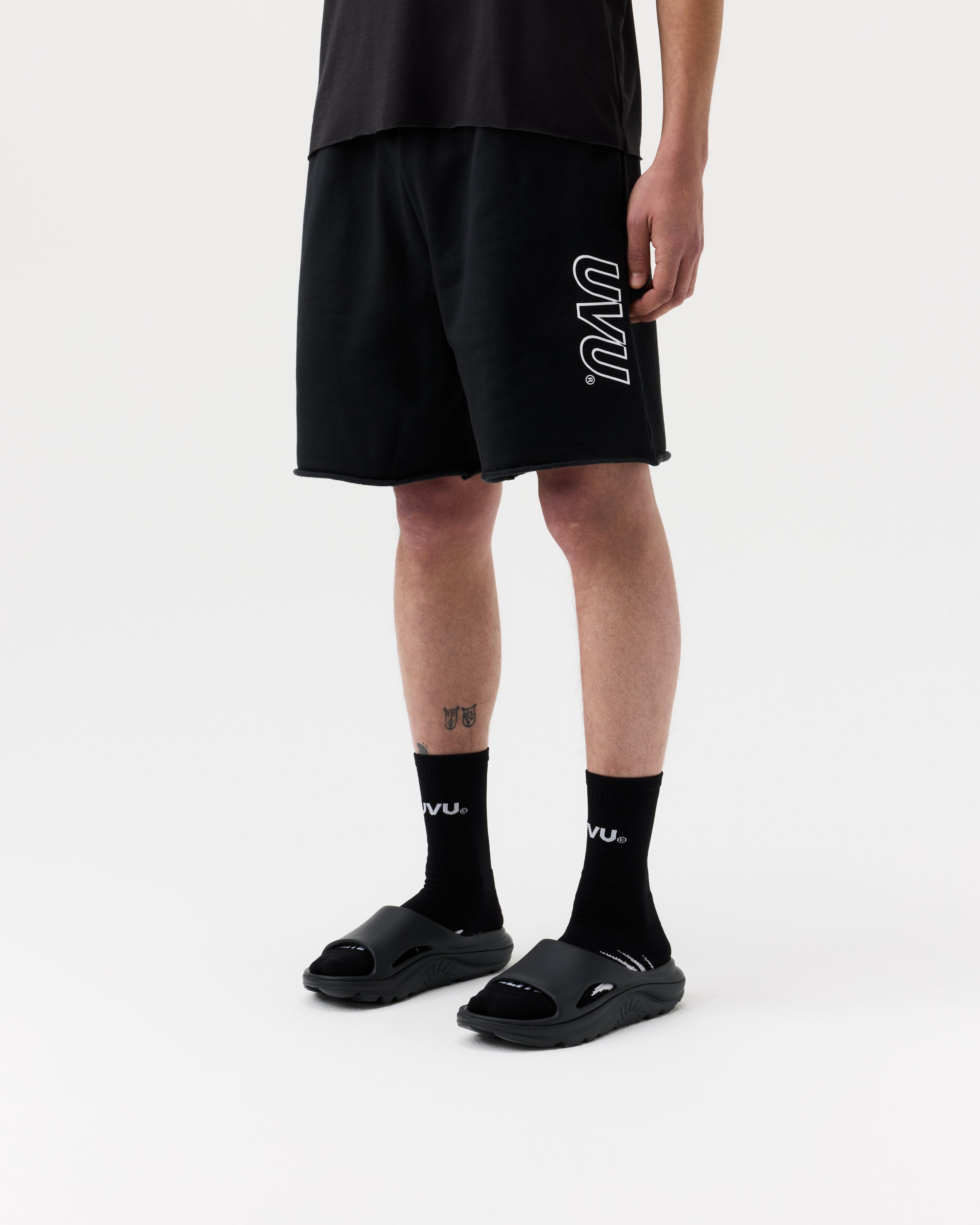 OUTLINE CUT-OFF SWEATPANTS