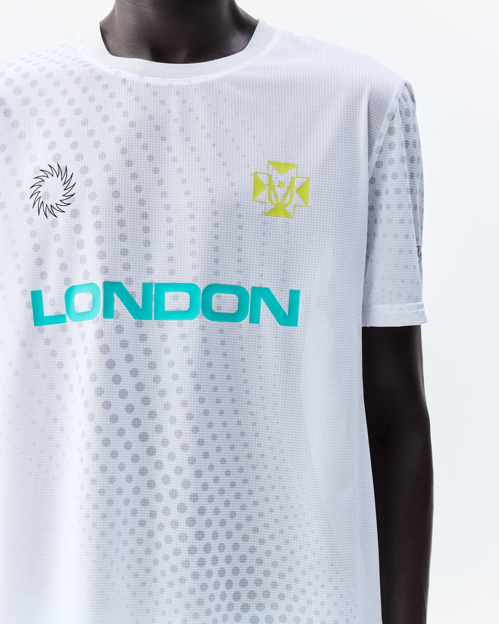 LONDON '26 MESH RUNNING TOP