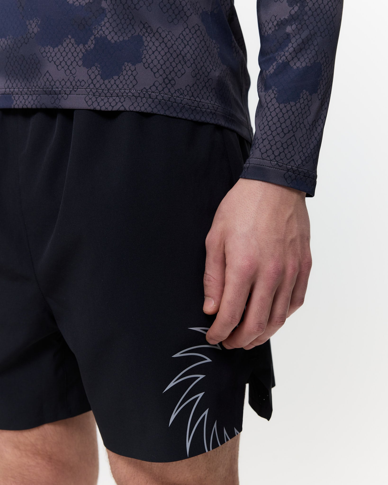PERFORMANCE SHORT