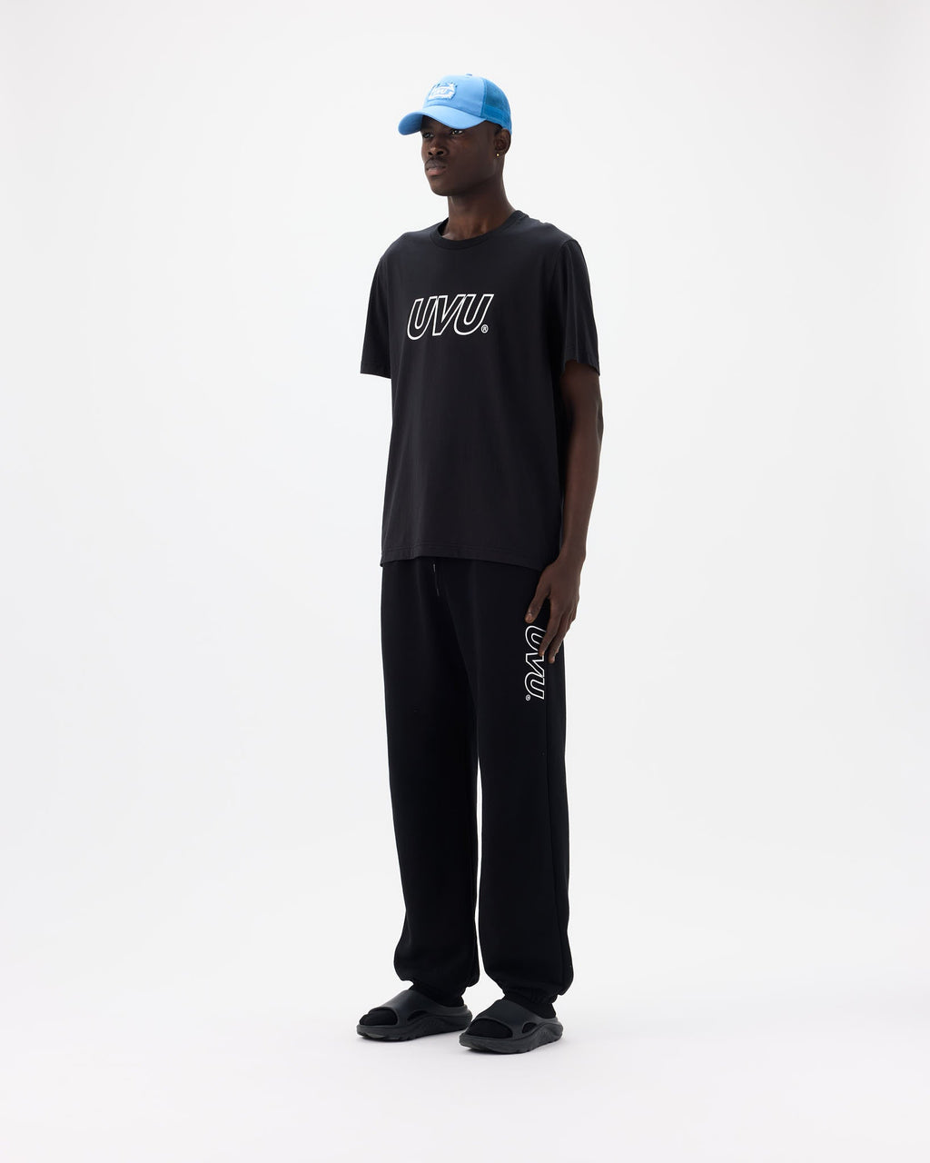 OUTLINE T-SHIRT