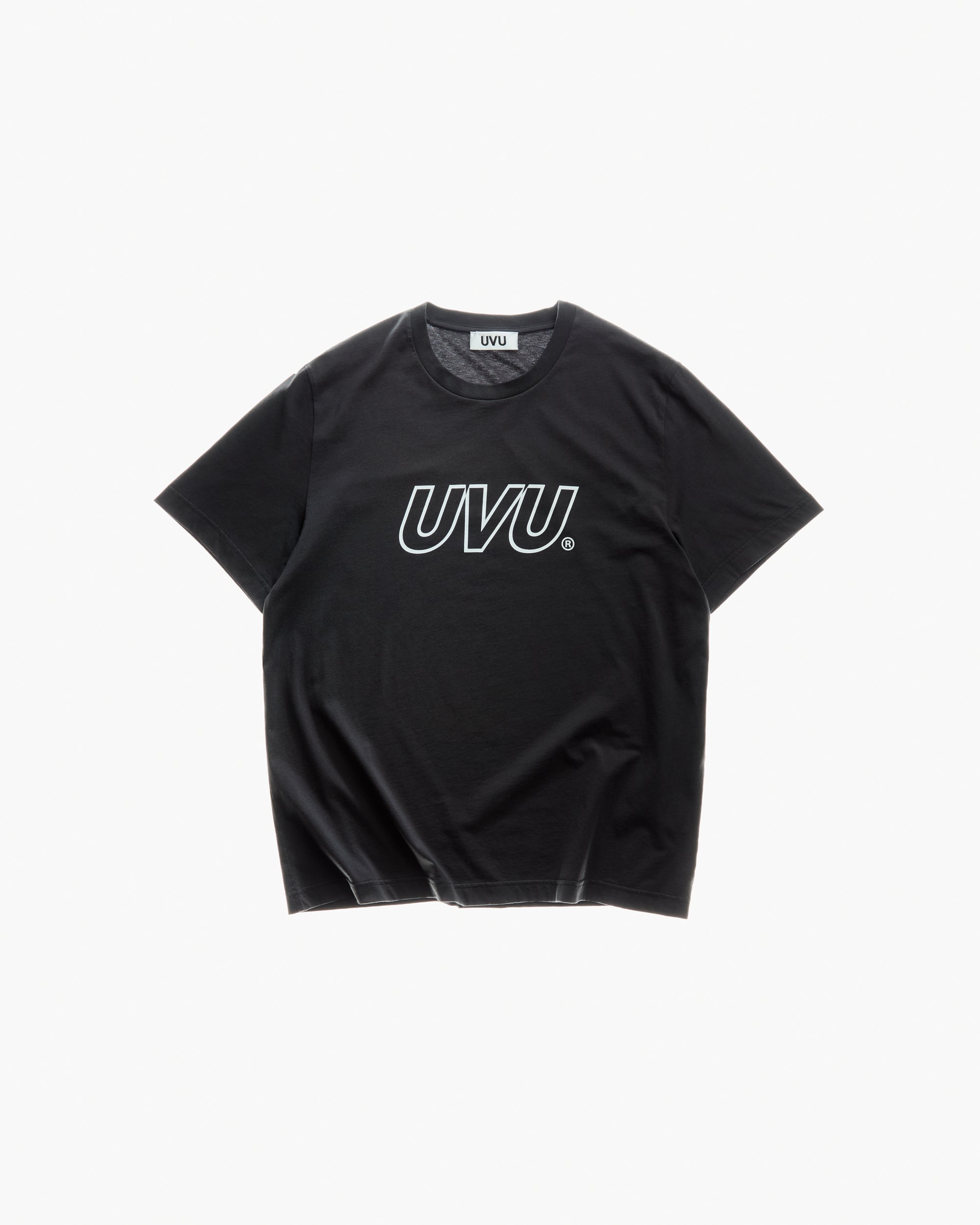 OUTLINE T-SHIRT